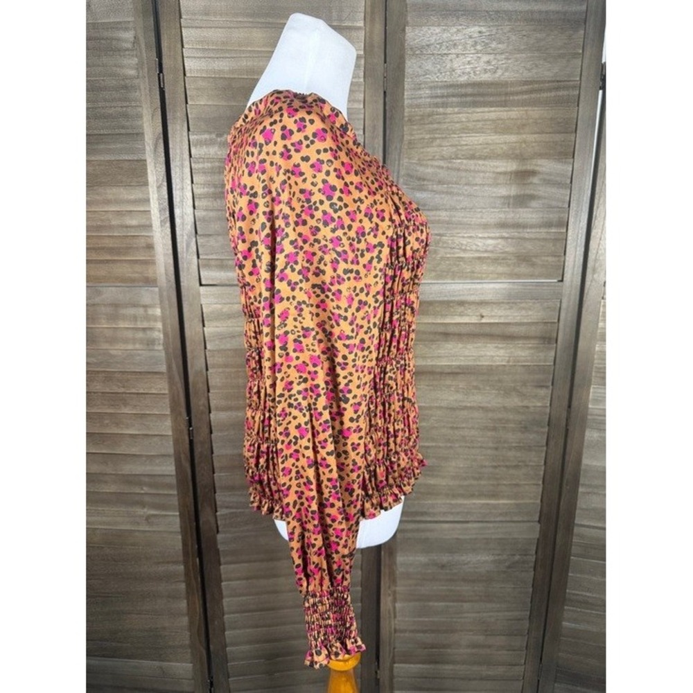 Foxcroft NYC Womens Pink Tan Leopard Print Smocked Square Neck Top Size 8 - Picture 7 of 11